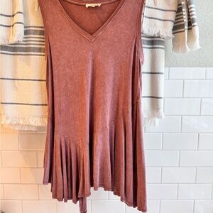 Women's Sleeveless V-Neck Top - Mauve